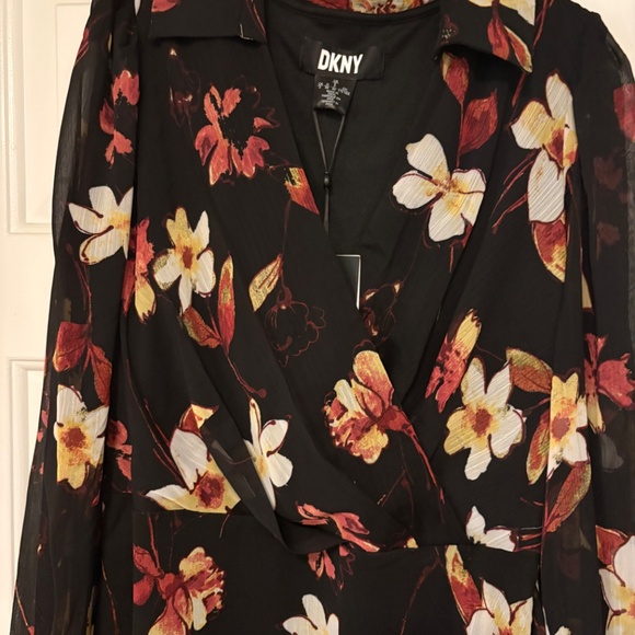 Fall floral faux wrap dress - Picture 2 of 4